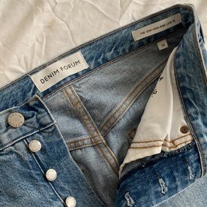 Aritzia - Denim Forum Joni Loose High Rise 28